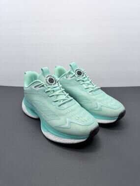 Armadillo Women's Athletic Sneakers LightweightSize 10.5 Turquoise/white
